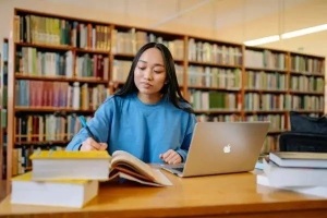 How Academic Writing Businesses Can Go Green with Digital-Only Workflows